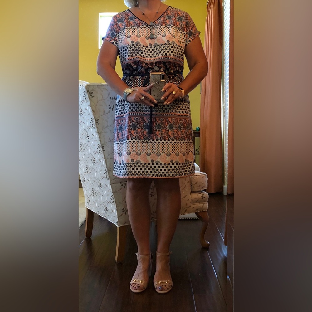 Size 10 off brand dress with tie belt